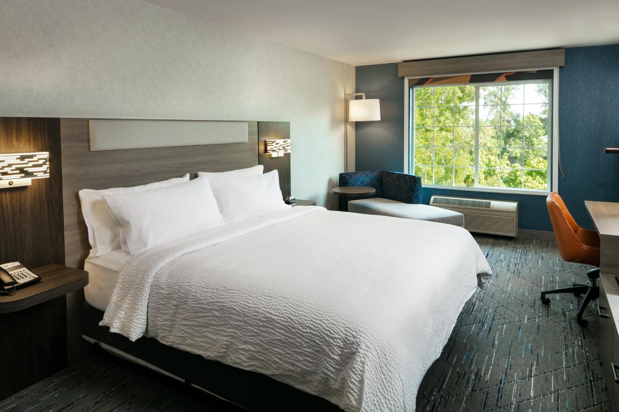 Holiday Inn Express Corvallis-On The River By Ihg Exterior foto